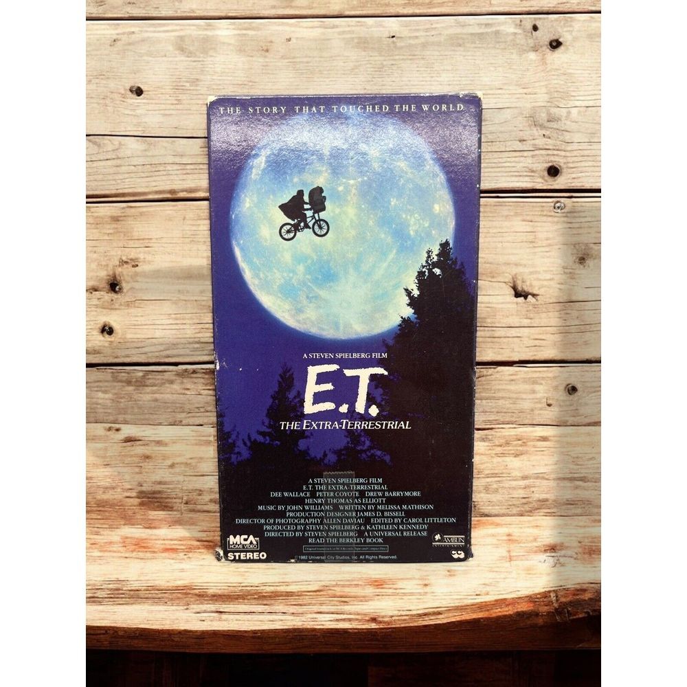 E.T. ET The Extra Terrestrial‎ VHS 1982 RARE Green and Black Tape Spielberg Film
